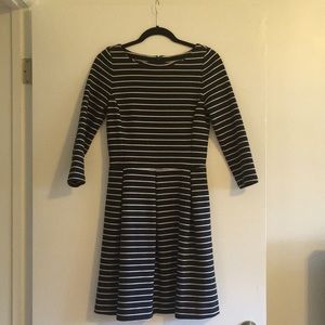 Banana republic 3/4 sleeve dress.